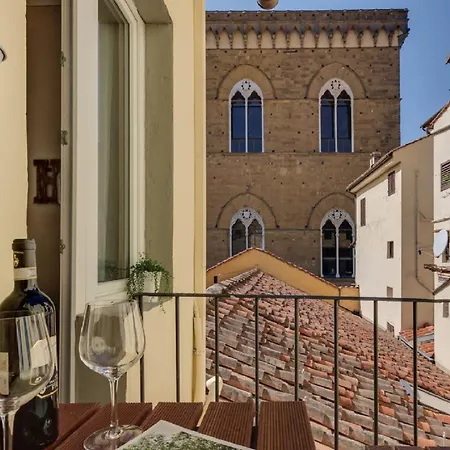 - Cimatori Balcony * Florence