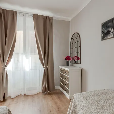- Cimatori Balcony